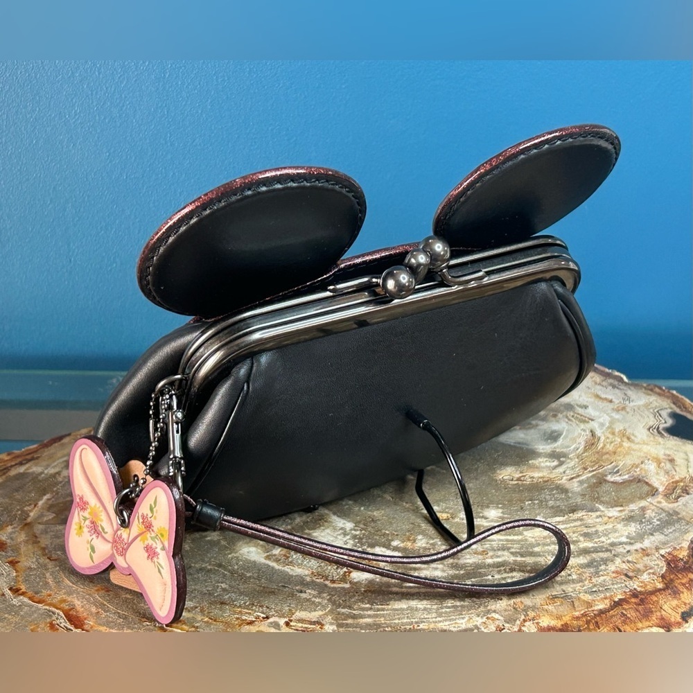 Disney x Coach Minnie Mouse Ears Framed Kiss-lock Clutch Limited Edition F30212 - Picture 4 of 17